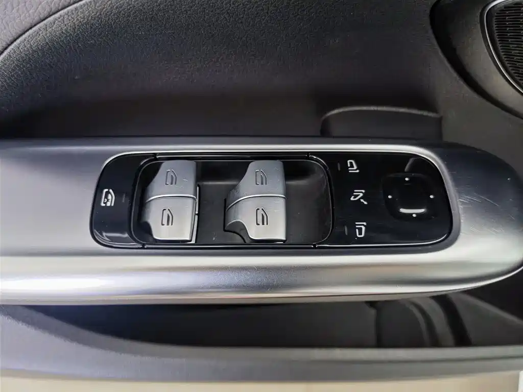 Mercedes-Benz C-Class 2023 C 260 L Sport фото 9