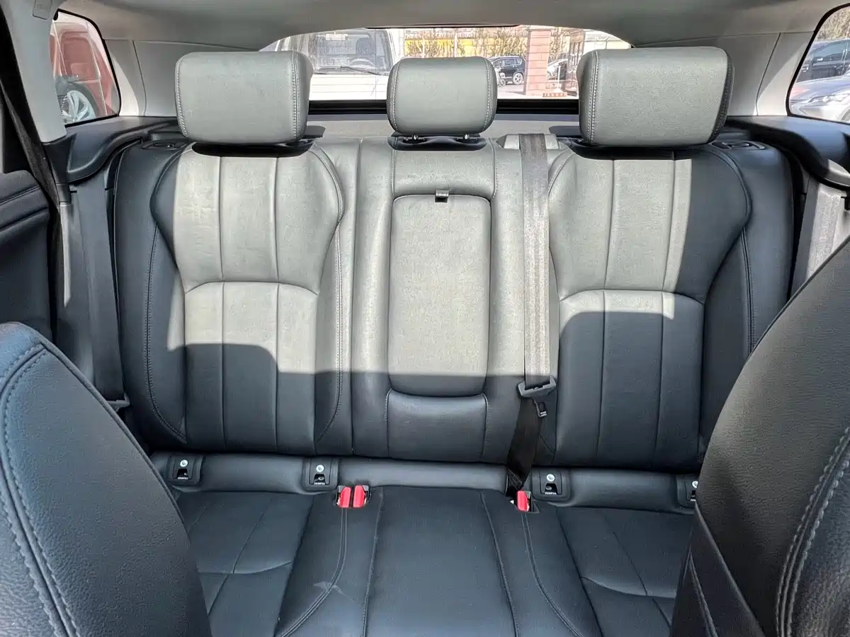 Land Rover Range Rover Evoque 2018 240PS SE Smart Edition фото 9