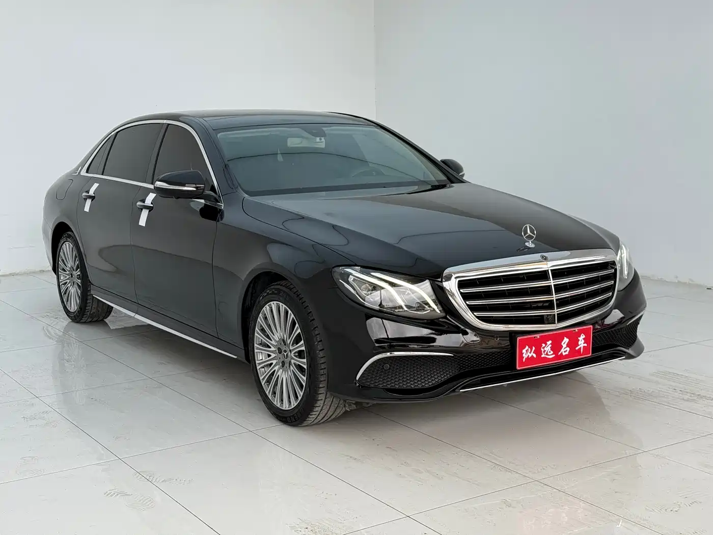 Mercedes-Benz E-Class 2020 E 300 L Fashion фото 3