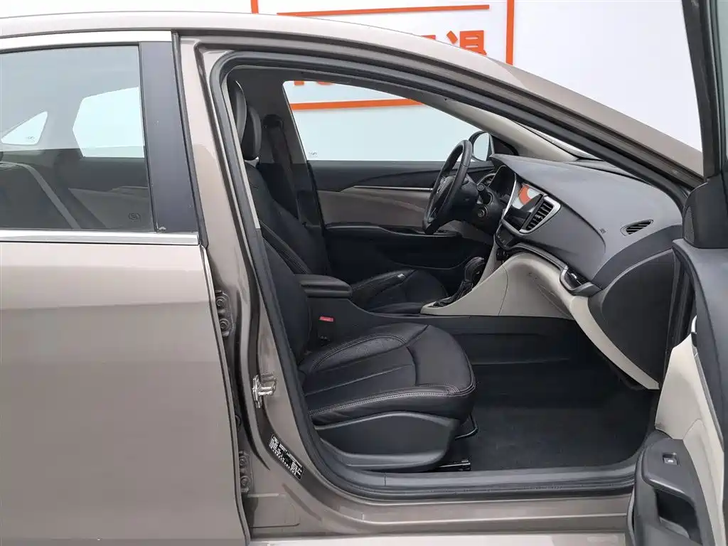 Buick Excelle 2015 15N Automatic Elite фото 23
