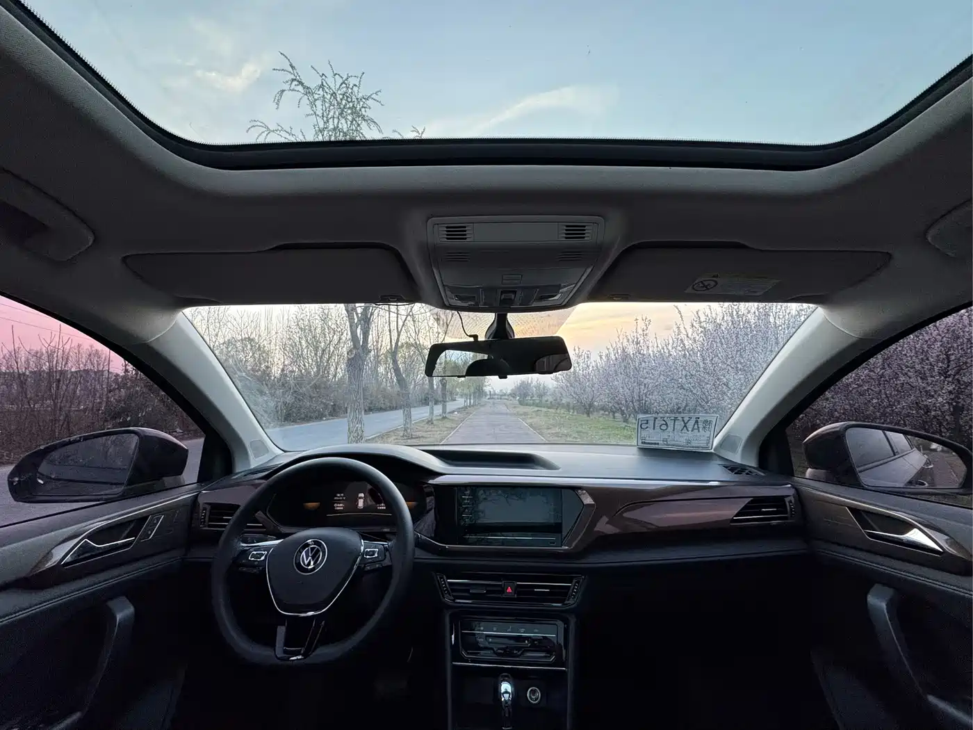 Volkswagen Tharu 2022 280TSI 2WD Comfort фото 11