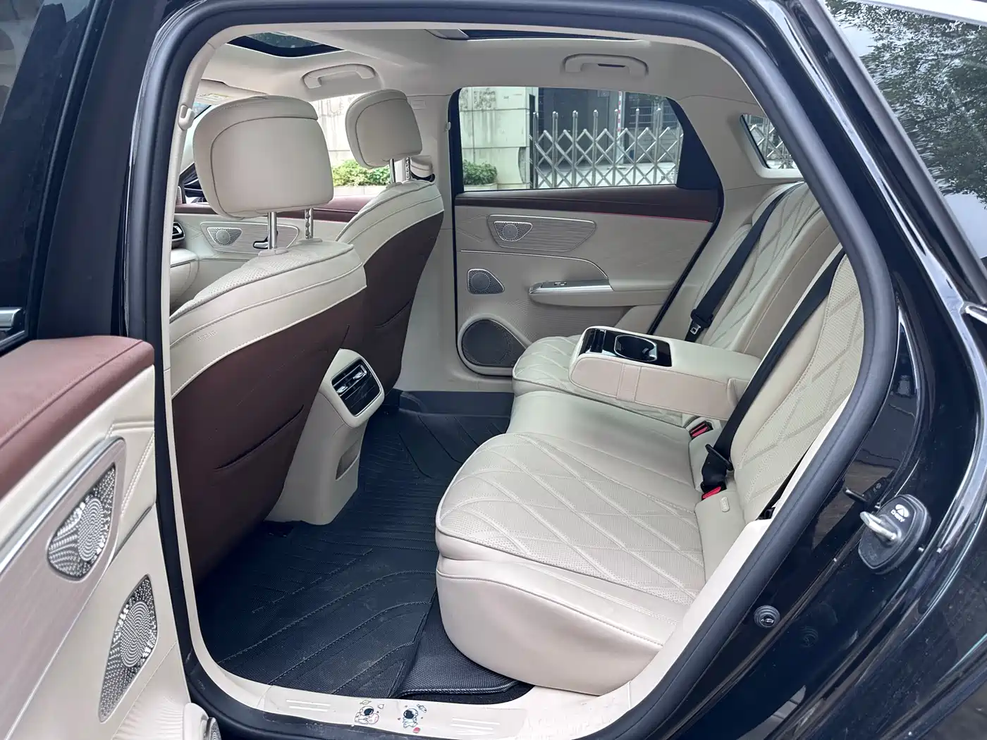 Chery Fengyun Fengyun A9L 2025 260 Ultra Long Range Luxury Edition фото 10