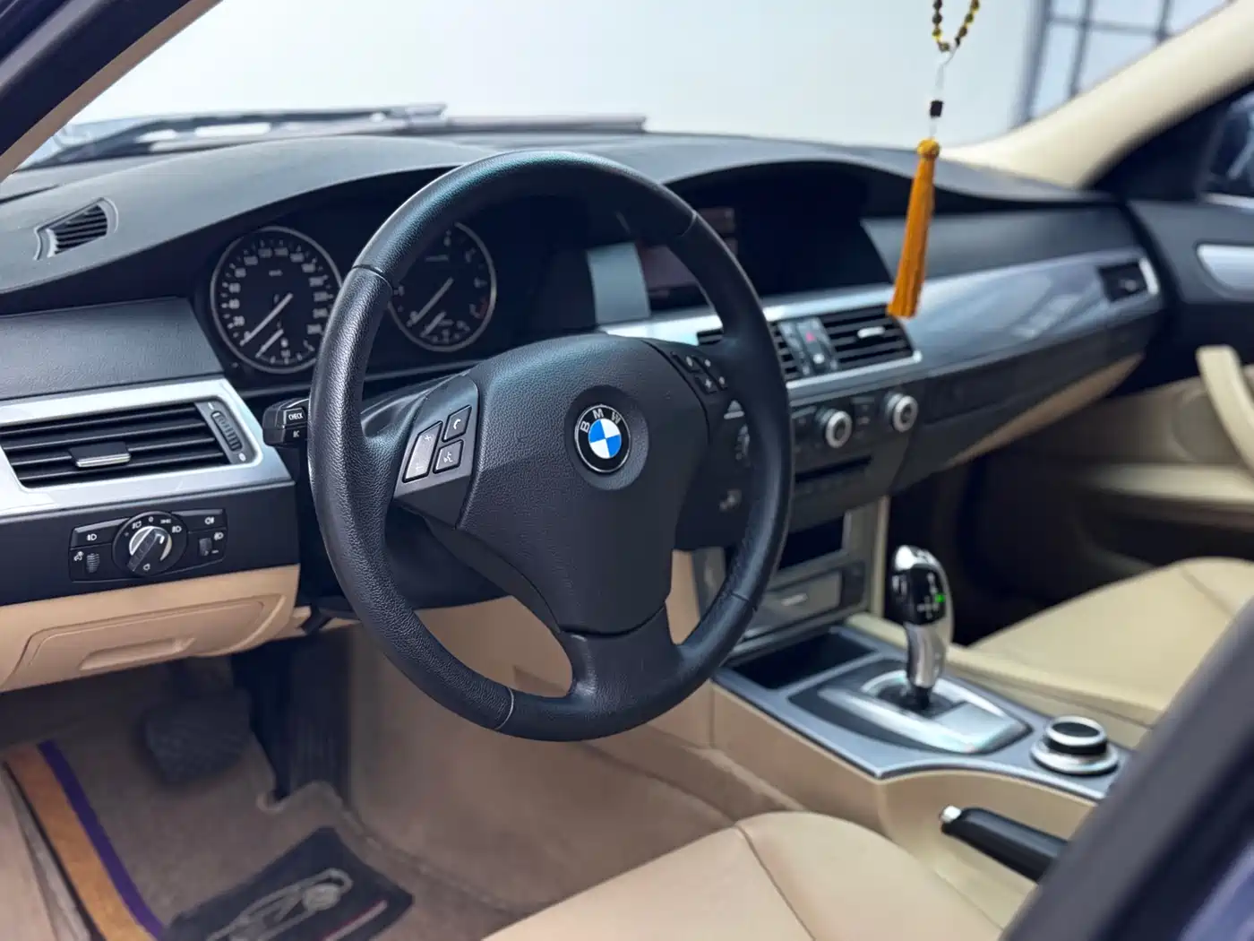 BMW 5 Series 2008 Model 523Li Leading Edition фото 9