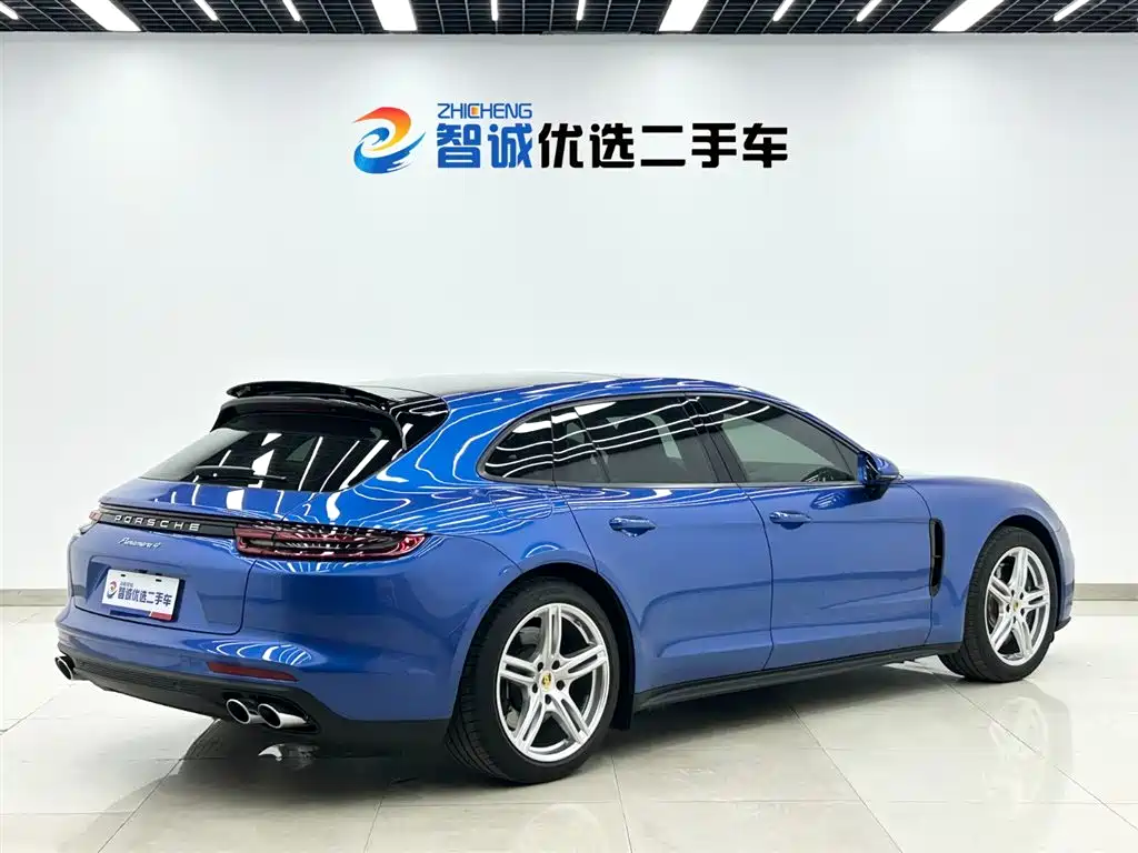 Porsche Panamera 2017 Panamera 4 Sport Turismo 3.0T фото 26