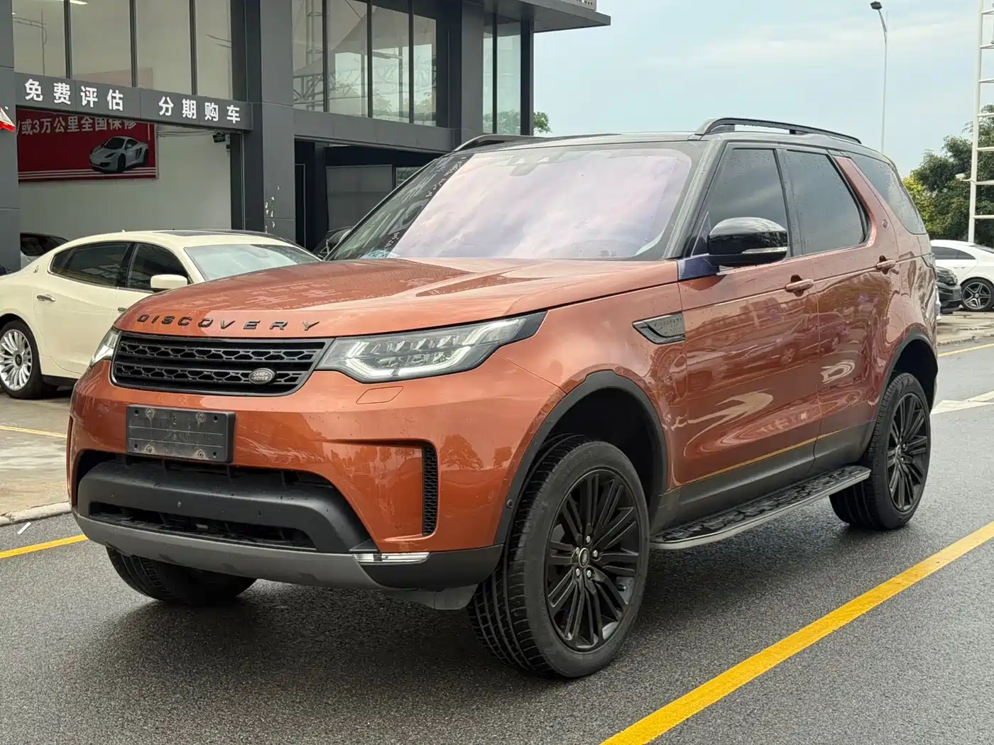 Land Rover Discovery 2017 3.0 SC V6 HSE