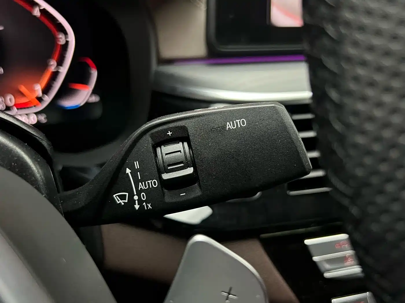 BMW 5 Series 2021 530Li Leading M Sport Package фото 24