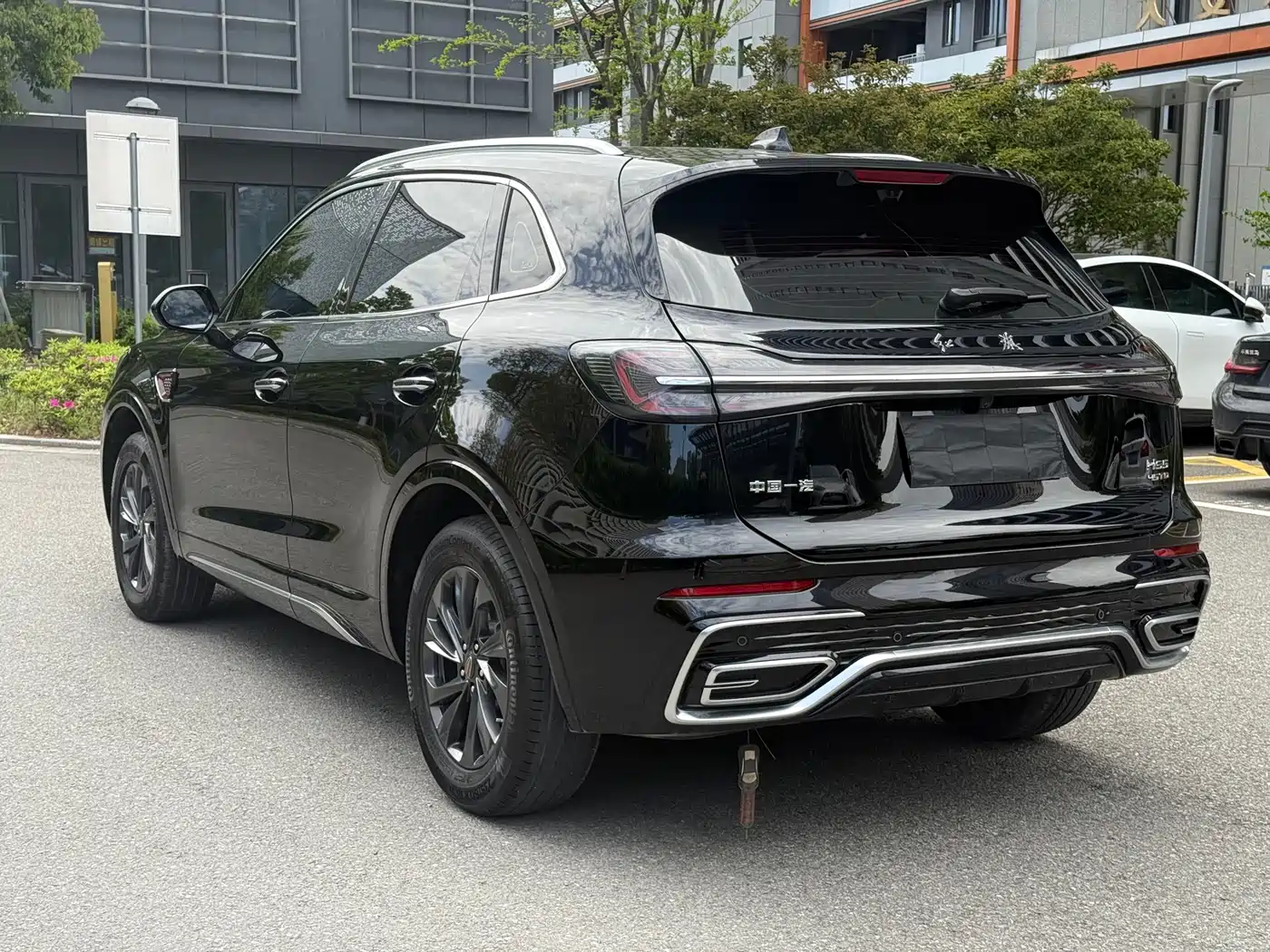 Hongqi HS5 2023 2.0T Flag Enjoy Pro Edition фото 26