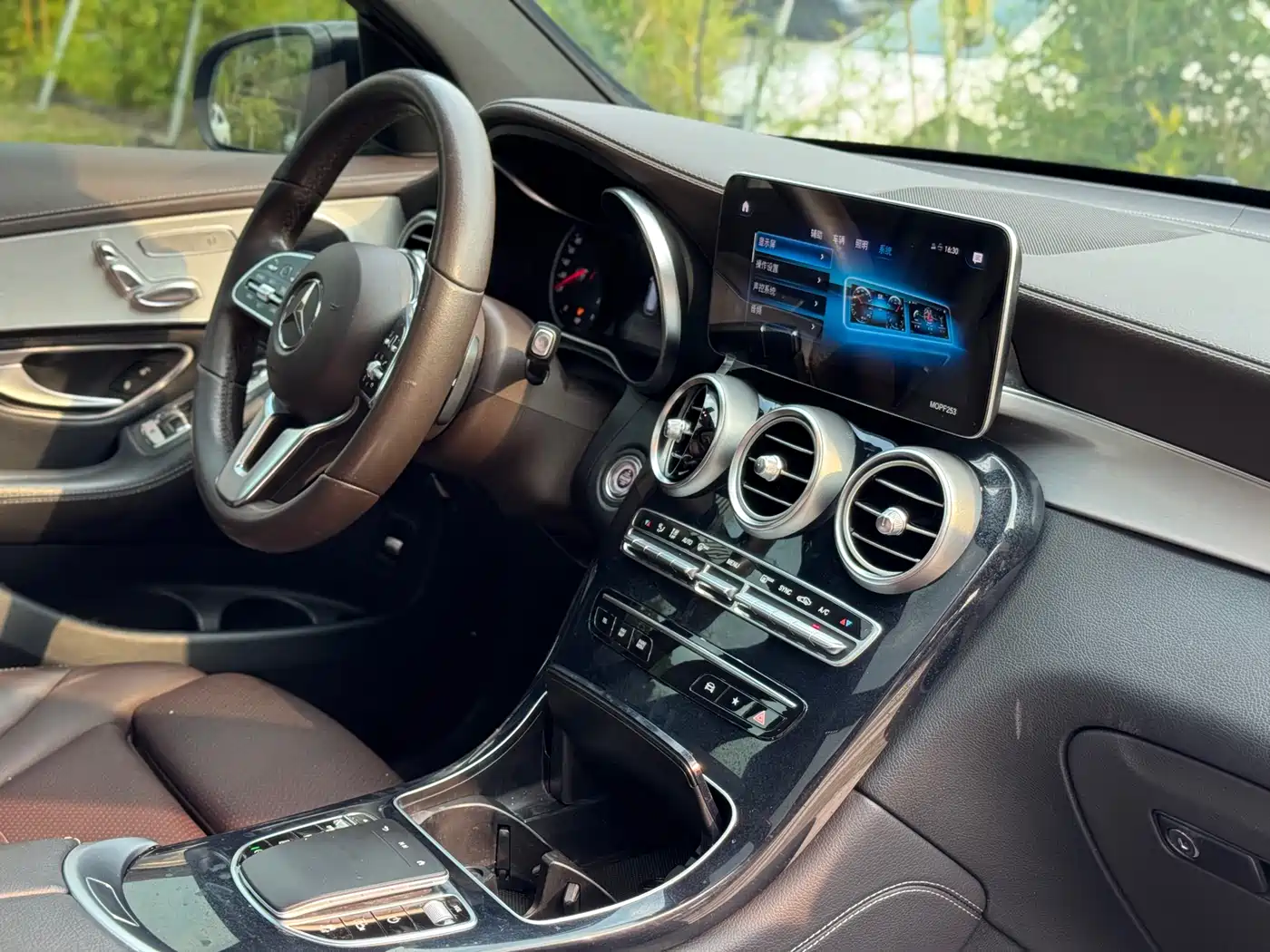 Mercedes-Benz GLC 2020 GLC 260 L 4MATIC Dynamic фото 14
