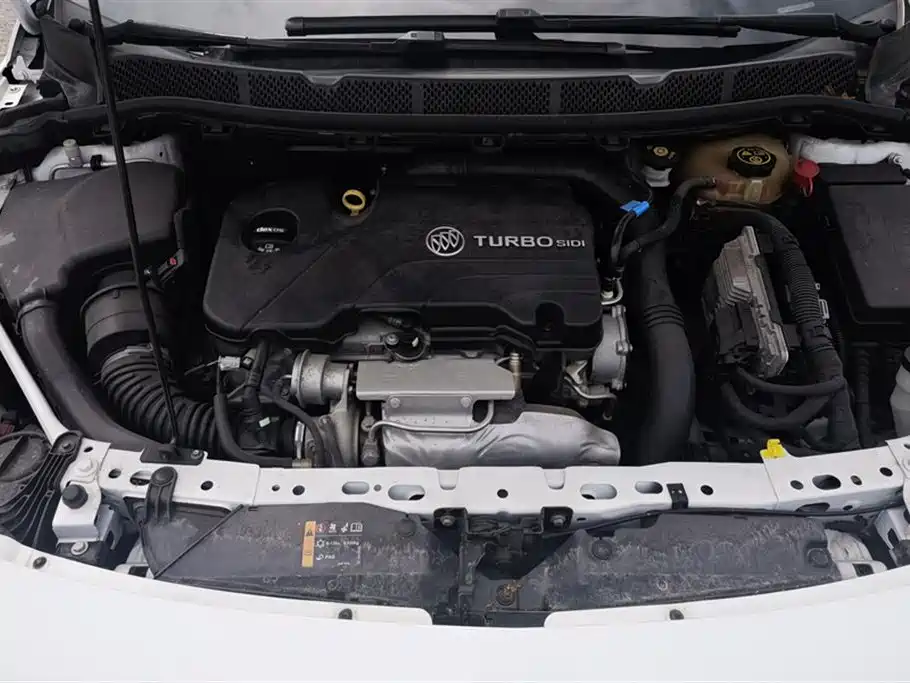 Buick Verano 2018 Hatchback GS 20T Dual Clutch Progressive фото 10