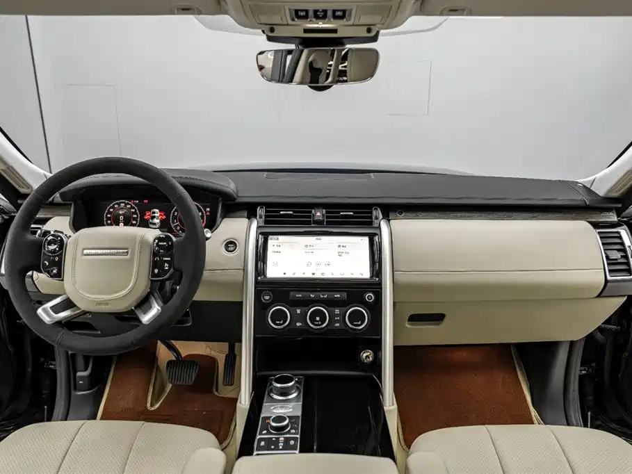 Land Rover Discovery 2019 3.0 SC V6 HSE фото 29