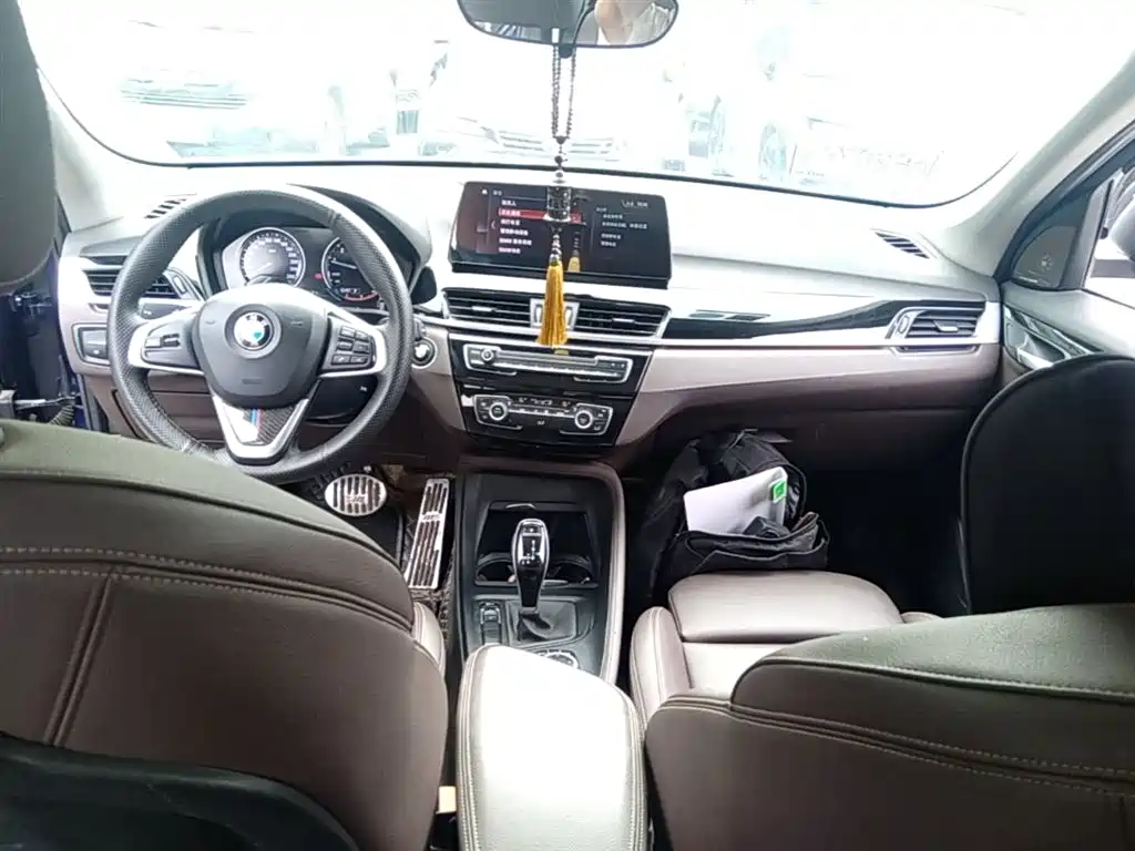 BMW X1 2020 sDrive25Li Leading Model фото 10