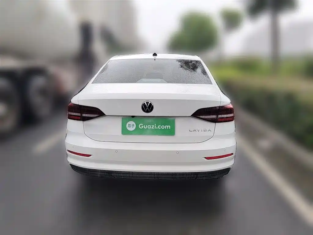 Volkswagen Lavida 2022 1.5L Auto Trend Edition фото 4