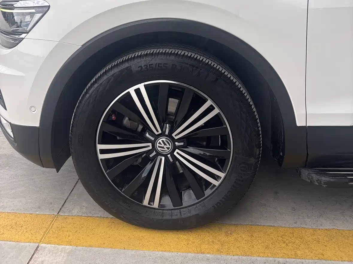 Volkswagen Tiguan L 2017 330TSI Automatic 2WD Flagship Edition фото 7