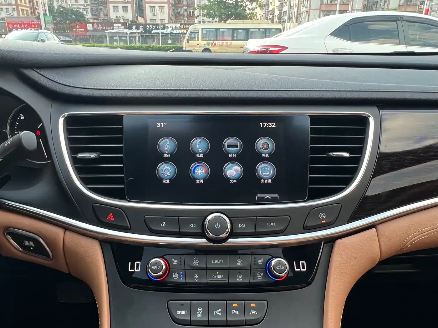 Buick LaCrosse 2016 28T Flagship фото 18