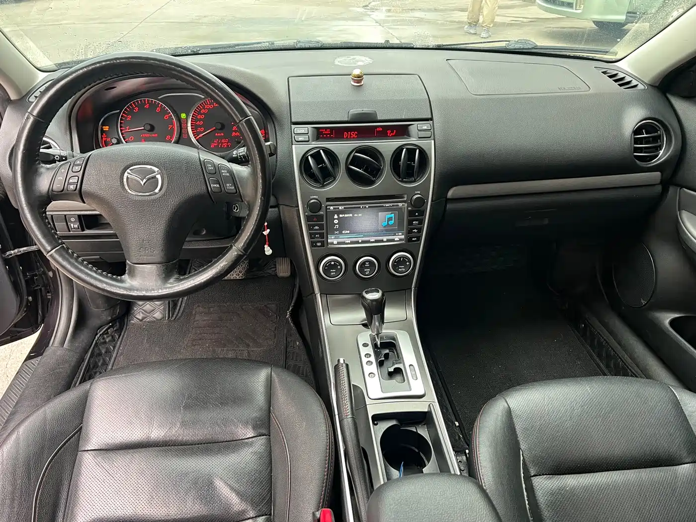 Photo 8 - Mazda 6