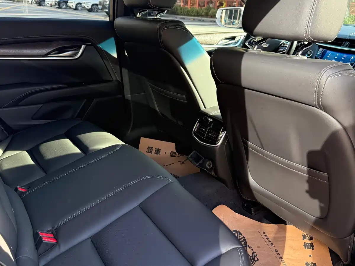 Cadillac XTS 2018 28T Elite фото 10