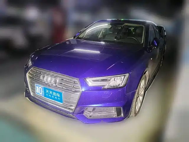 Audi A4L 2018 30th Anniversary 40 TFSI Fashion — фото 1