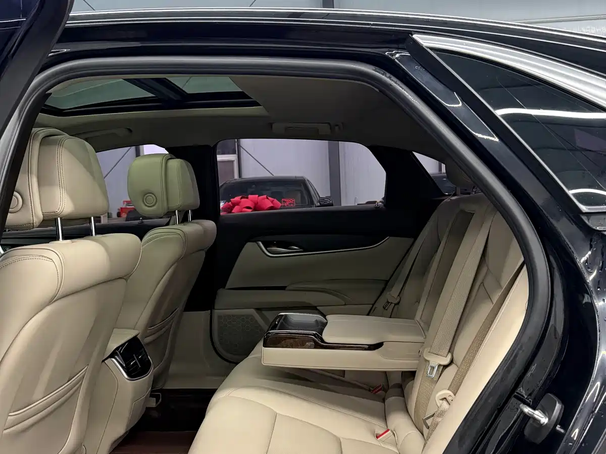 Photo 6 - Cadillac XTS