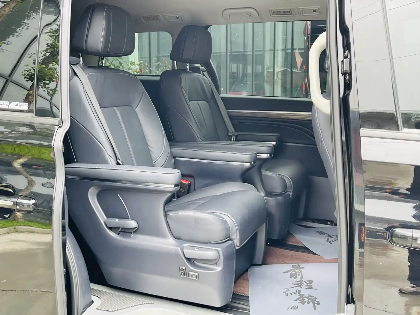 GAC Trumpchi Trumpchi M8 2023 Leading Series 390T Premium Edition фото 14