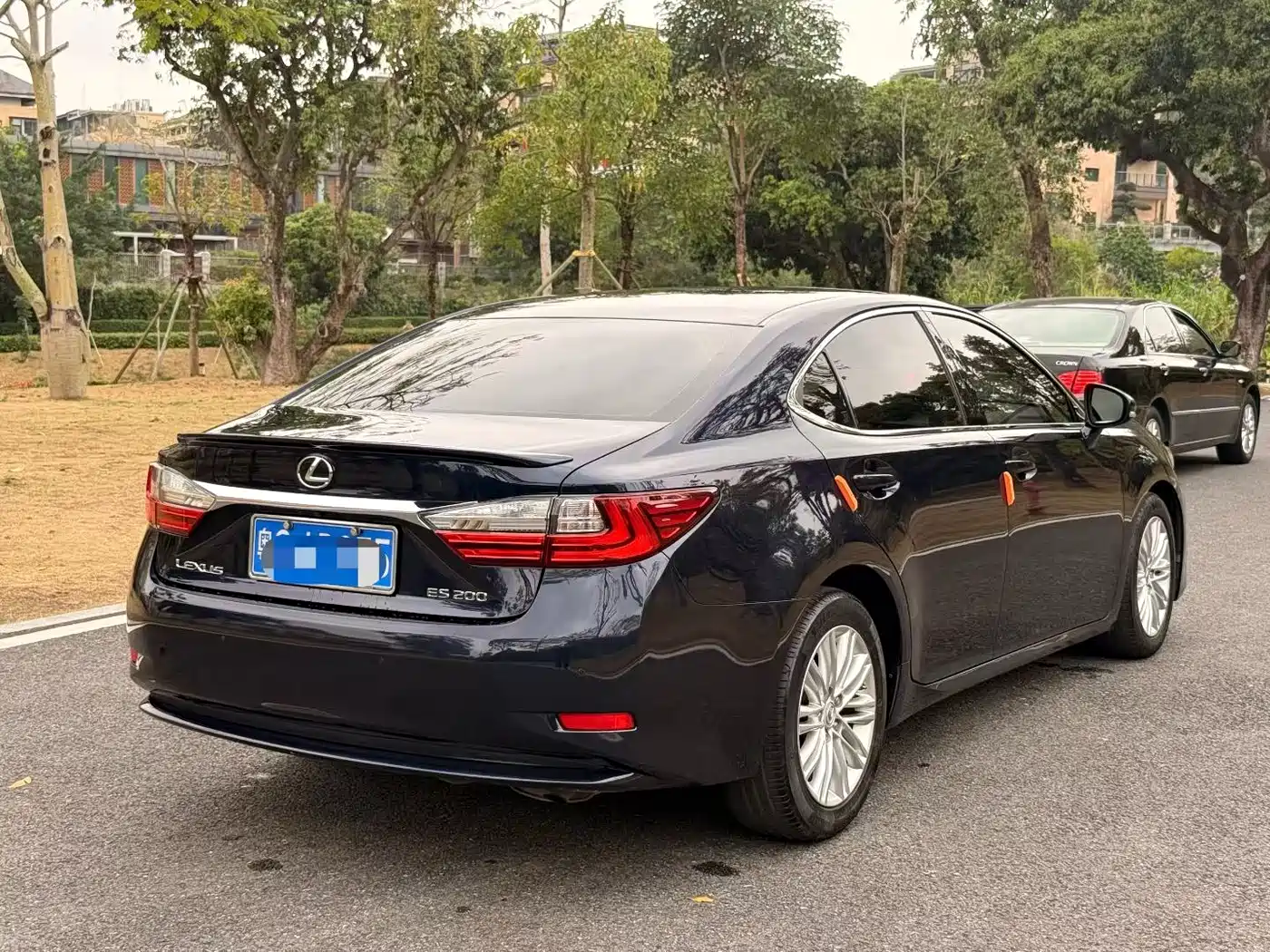 Lexus ES 2015 200 Elite Edition фото 7