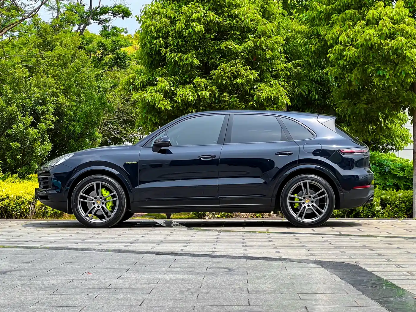 Porsche Cayenne New Energy 2023 Cayenne E-Hybrid 2.0T фото 3