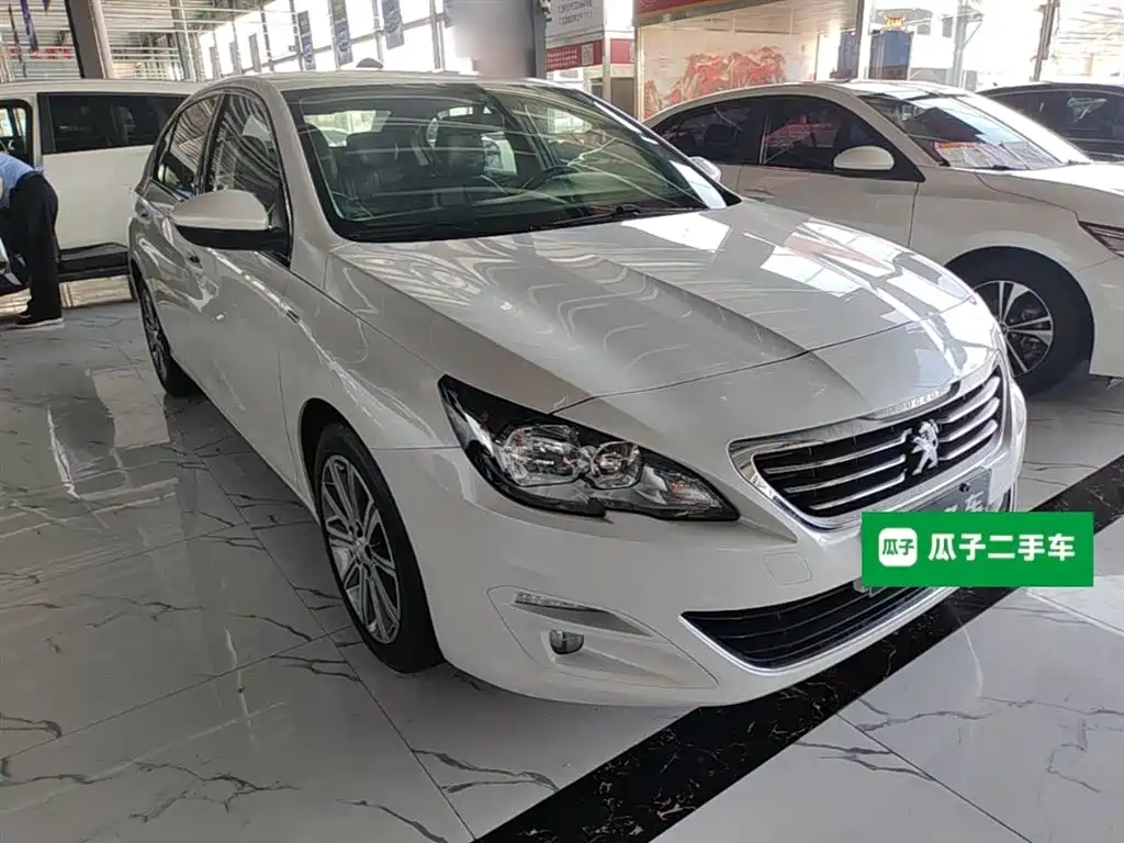 Peugeot 408 2018 350THP Automatic Luxury Edition фото 4