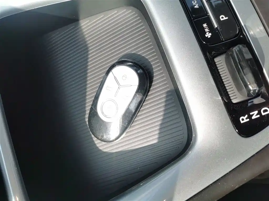 Geely Galaxy Starry Wish 2026 Edition 310km Youth Version фото 9