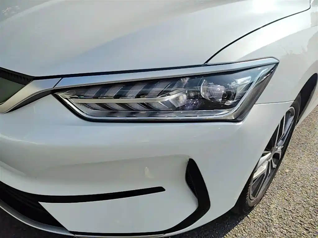 BYD Qin PLUS 2025 EV 510KM Smooth Ride Edition фото 24