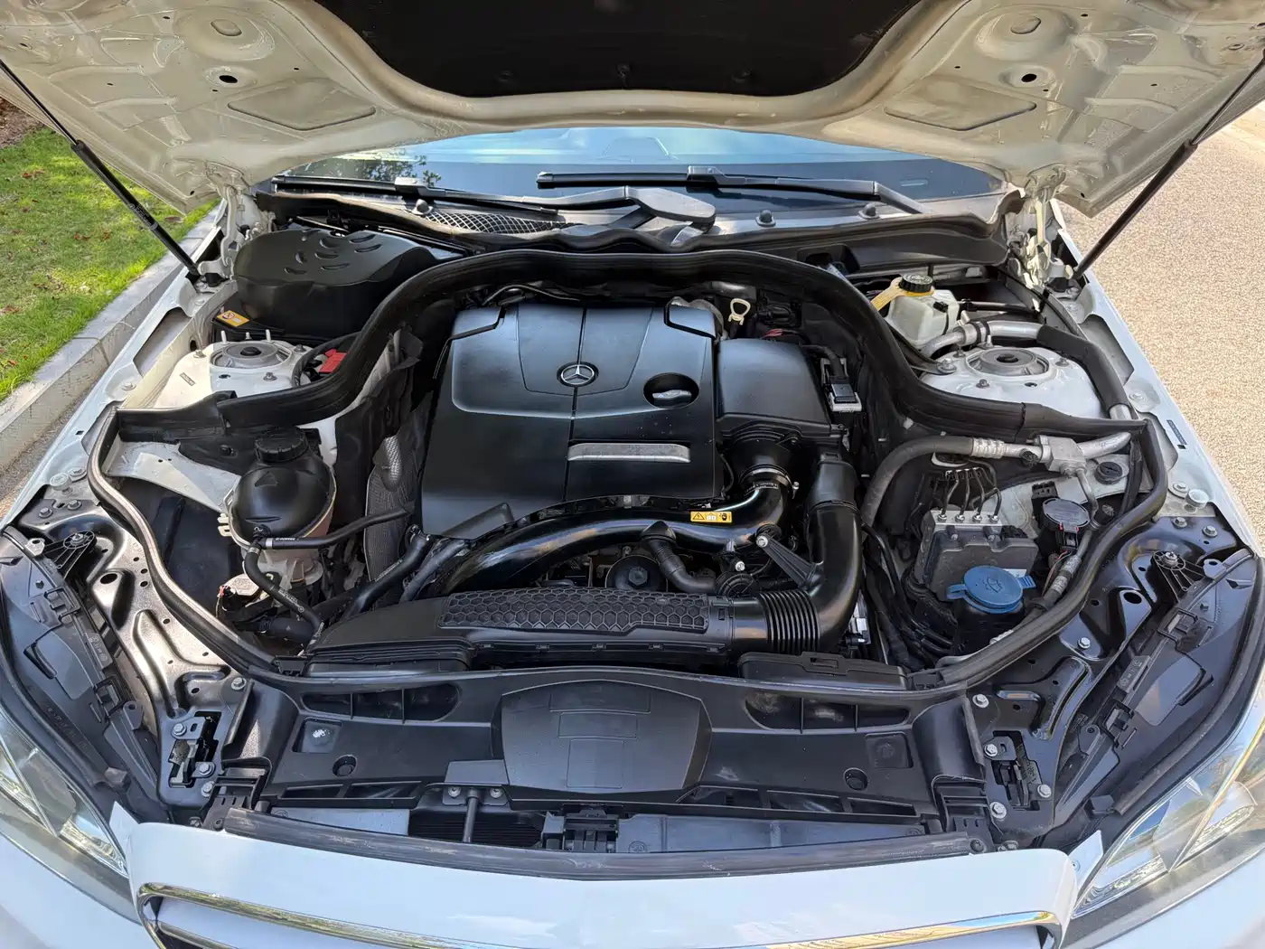 Mercedes-Benz E-Class 2015 Facelift E 200 L фото 11