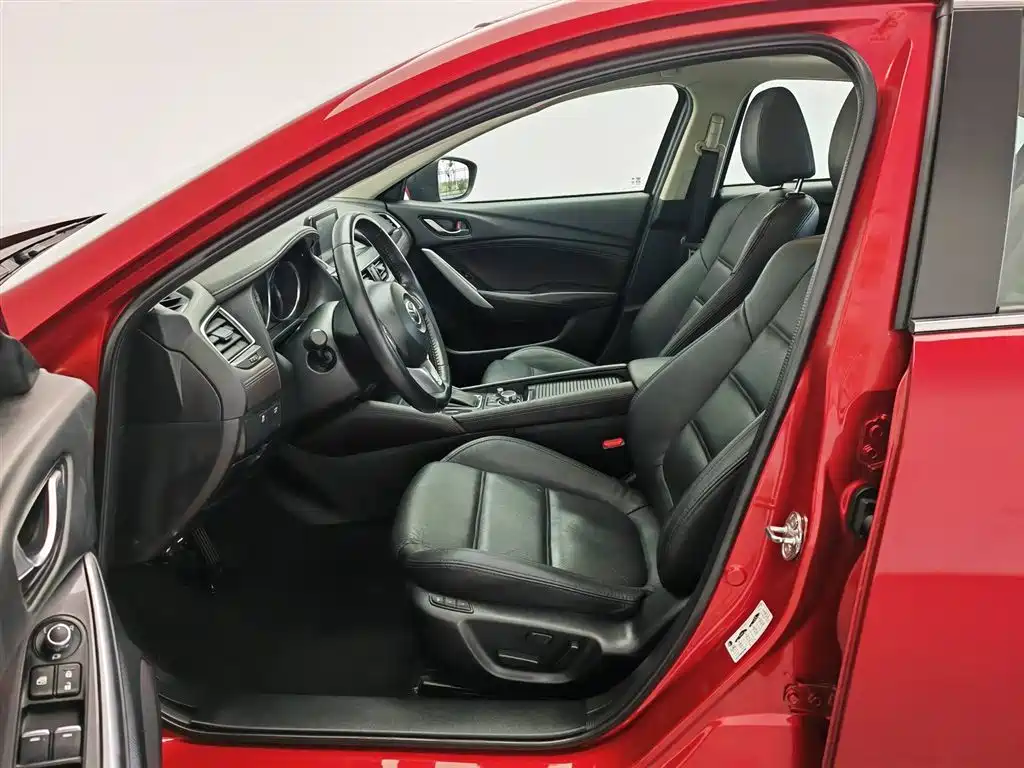 Mazda Atenza 2017 2.0L Skyactiv-G Luxury фото 10