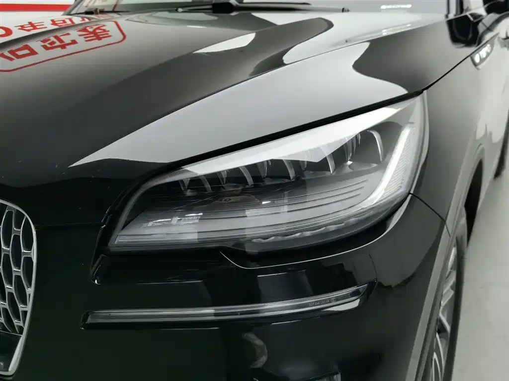Lincoln Aviator 2023 3.0T V6 AWD Premium Cruise Edition 6-Seater фото 7