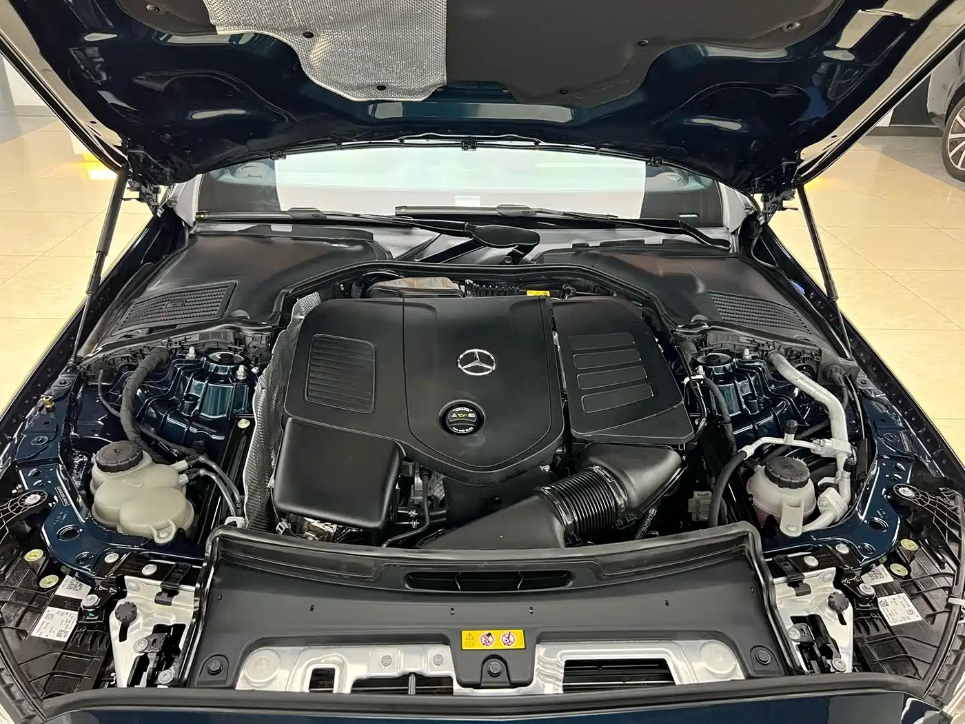 Mercedes-Benz C-Class 2023 Facelift II C 260 L Sport Edition фото 24
