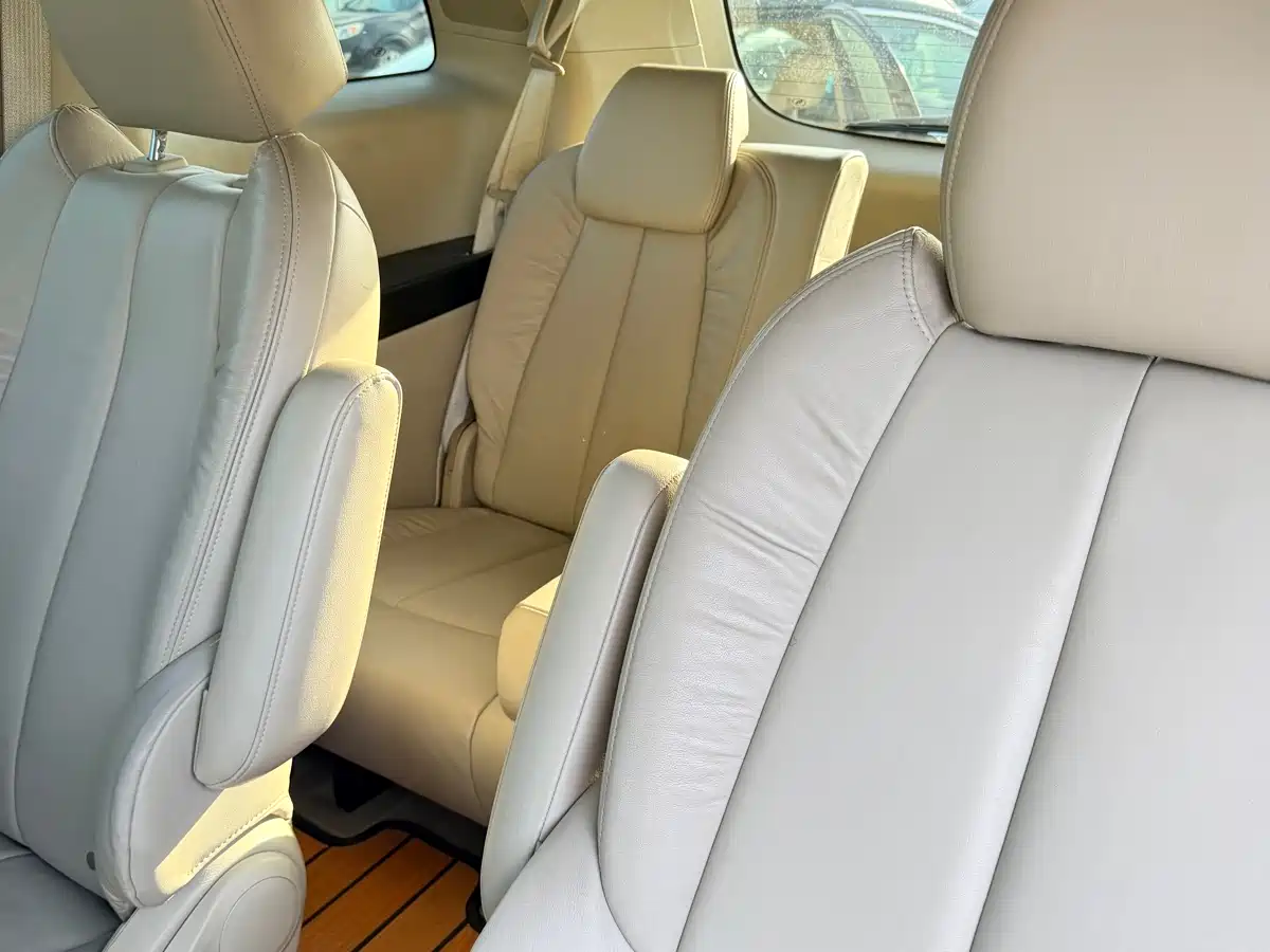 Buick GL8 2015 2.4L Luxury Business Exclusive Edition фото 11
