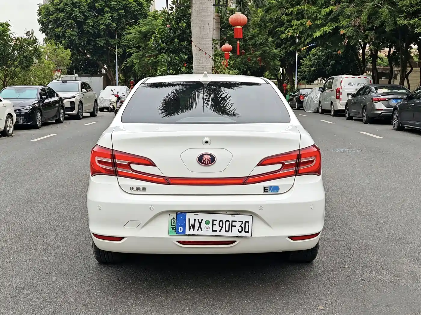 BYD Qin New Energy 2018 2018 Qin EV450 Smart Connection Trend Edition