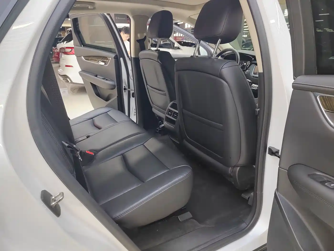 Cadillac XT5 2018 25T Luxury фото 10