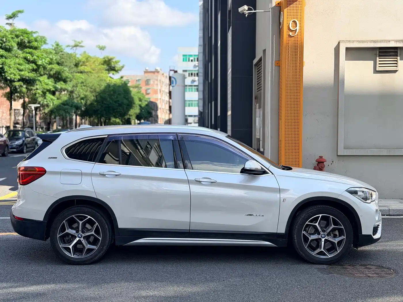 BMW X1 New Energy 2018 xDrive25Le Luxury Model фото 4