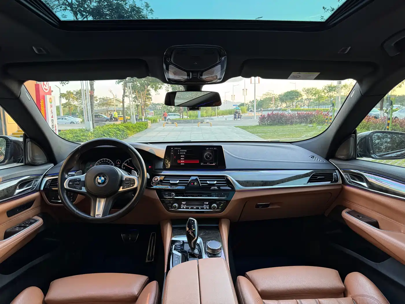 BMW 6 Series GT 2019 630i M Sport Package фото 6