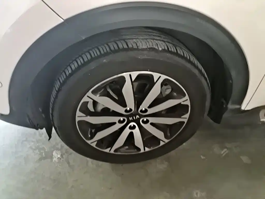 Kia KX5 2016 2016 Model 1.6T Automatic 2WD Premium