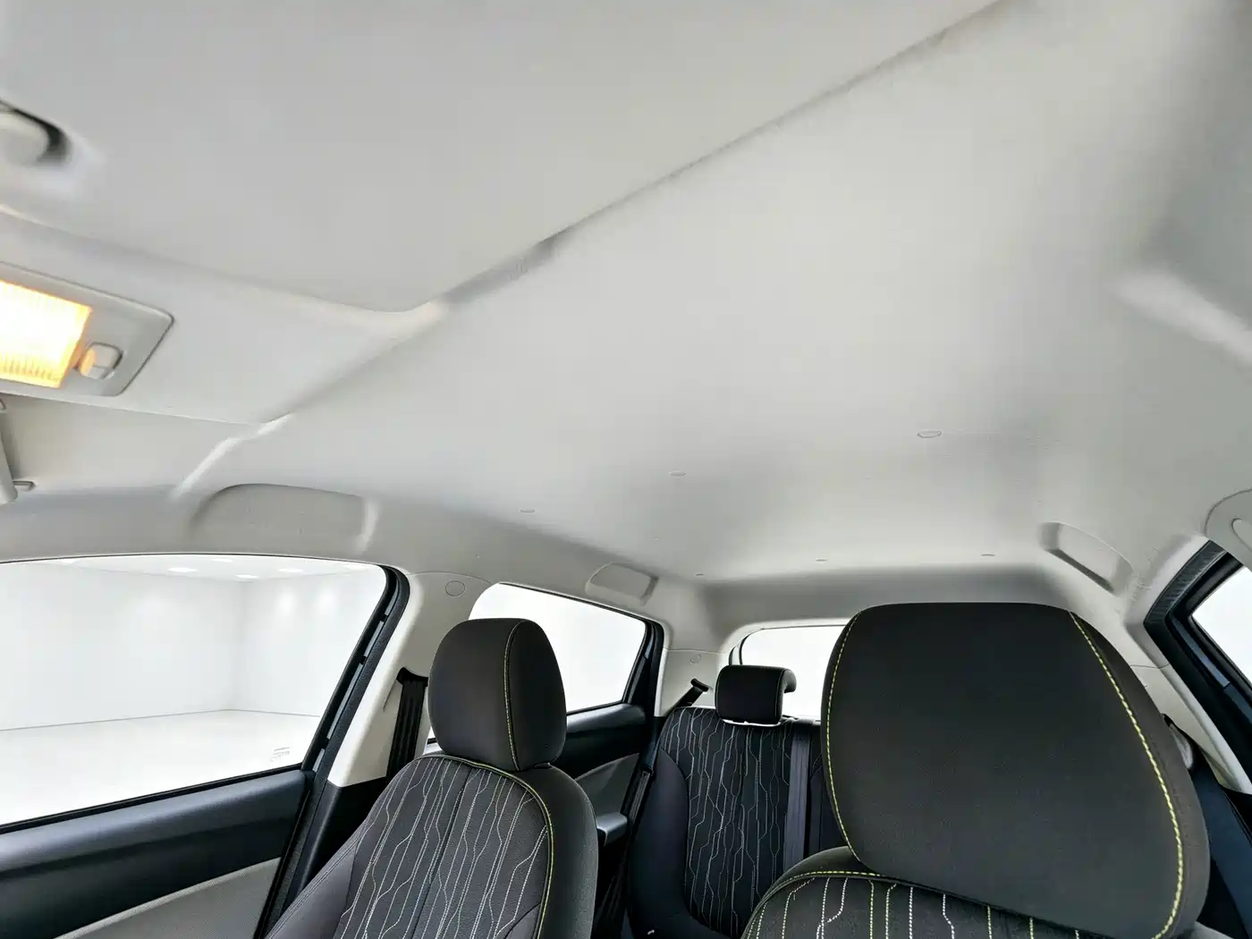 Changan Benben E-Star 2023 2021 National Edition Colorful Version LFP (31.95kWh)