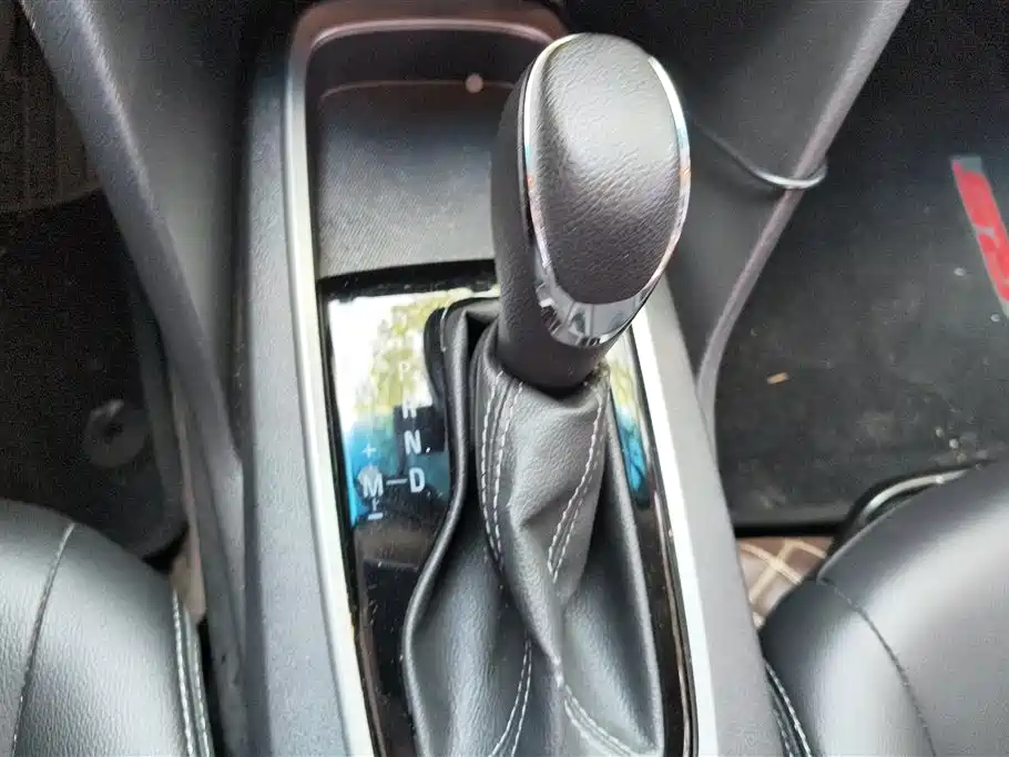 Chevrolet Cavalier 2019 320 Automatic Joy Edition фото 16