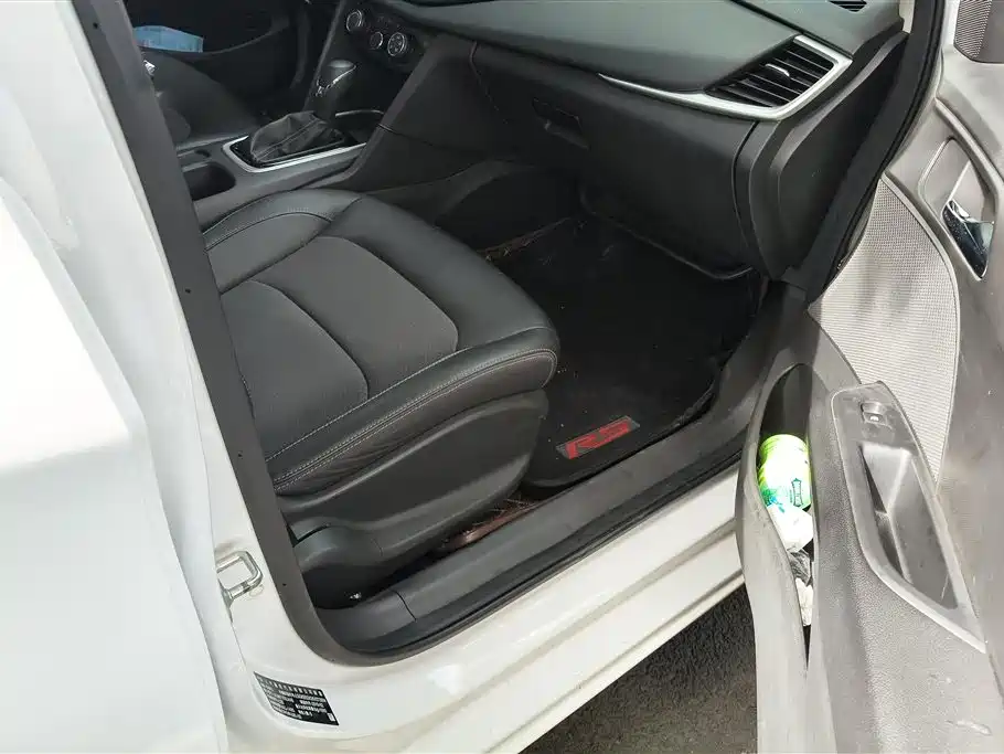 Chevrolet Cavalier 2019 320 Automatic Joy Edition фото 8
