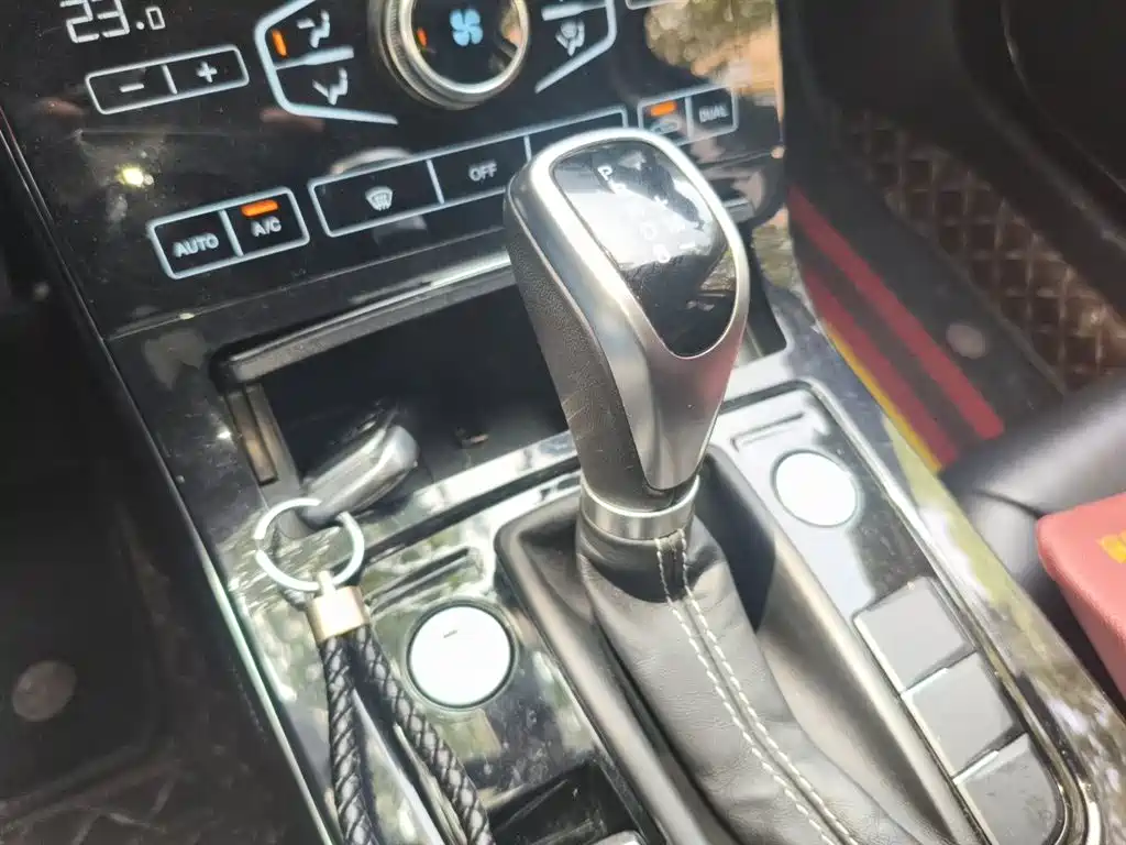 Hongqi H5 2019 30TD Style Edition фото 7