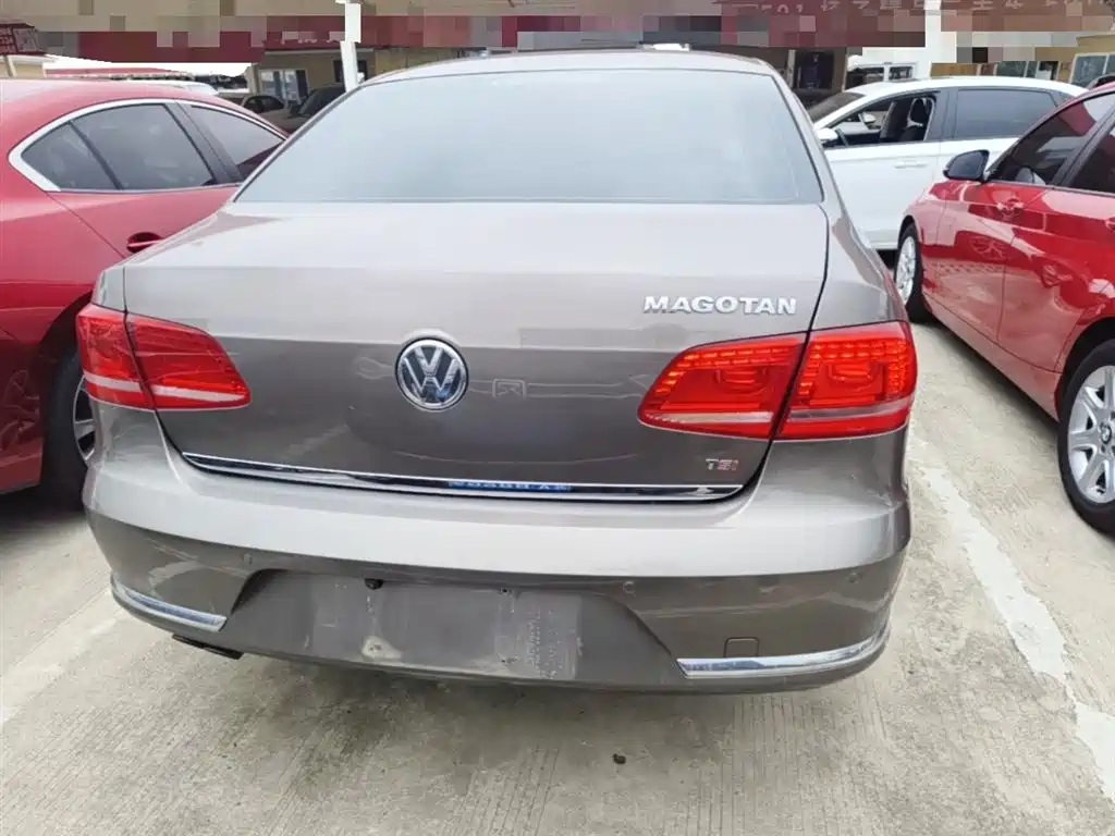 Volkswagen Magotan 2015 Facelift 1.8TSI Luxury фото 6