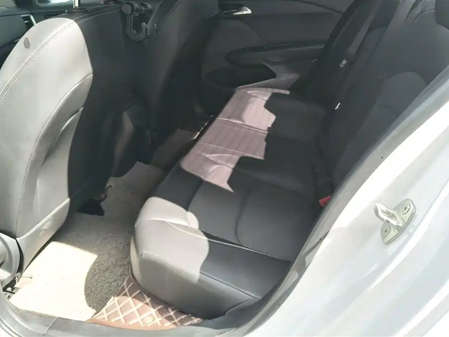 Chevrolet Cavalier 2019 320 Automatic Joy Edition фото 11