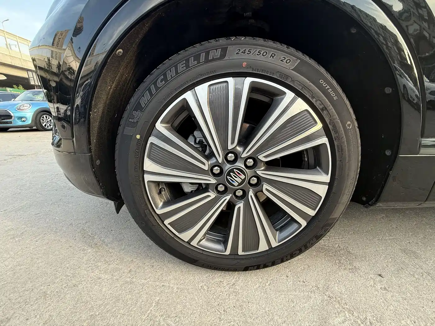 Buick E5 2023 Premium Standard Range Edition фото 3