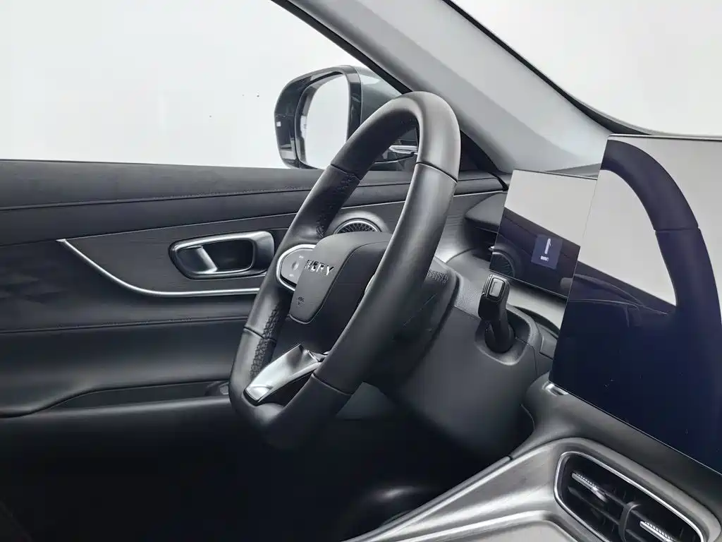 Chery Tiggo 8 PLUS 2024 2025 290TGDI DCT Comfort 5-seater
