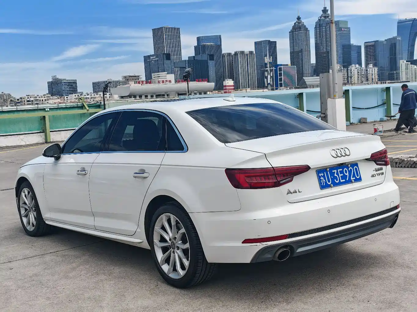 Audi A4L 2018 30th Anniversary 40 TFSI Fashion фото 4