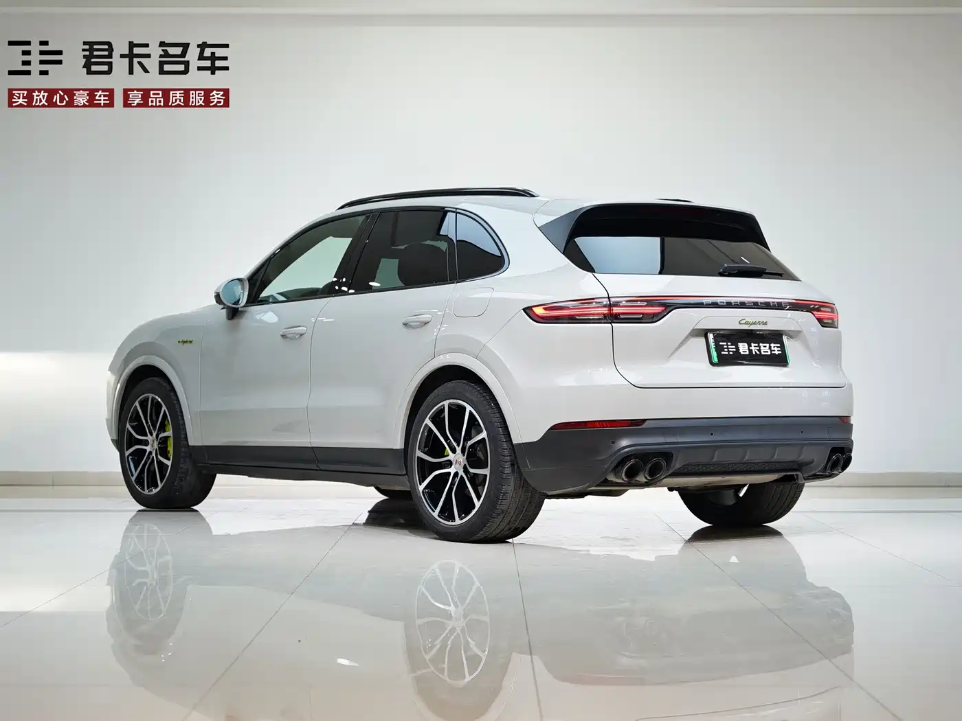 Porsche Cayenne New Energy 2022 Cayenne E-Hybrid 2.0T Platinum Edition фото 7
