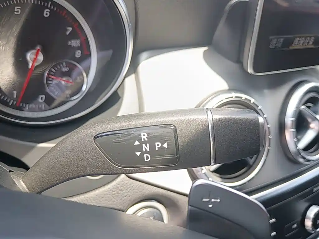 Mercedes-Benz CLA (Import) 2018 2018 CLA 220 4MATIC