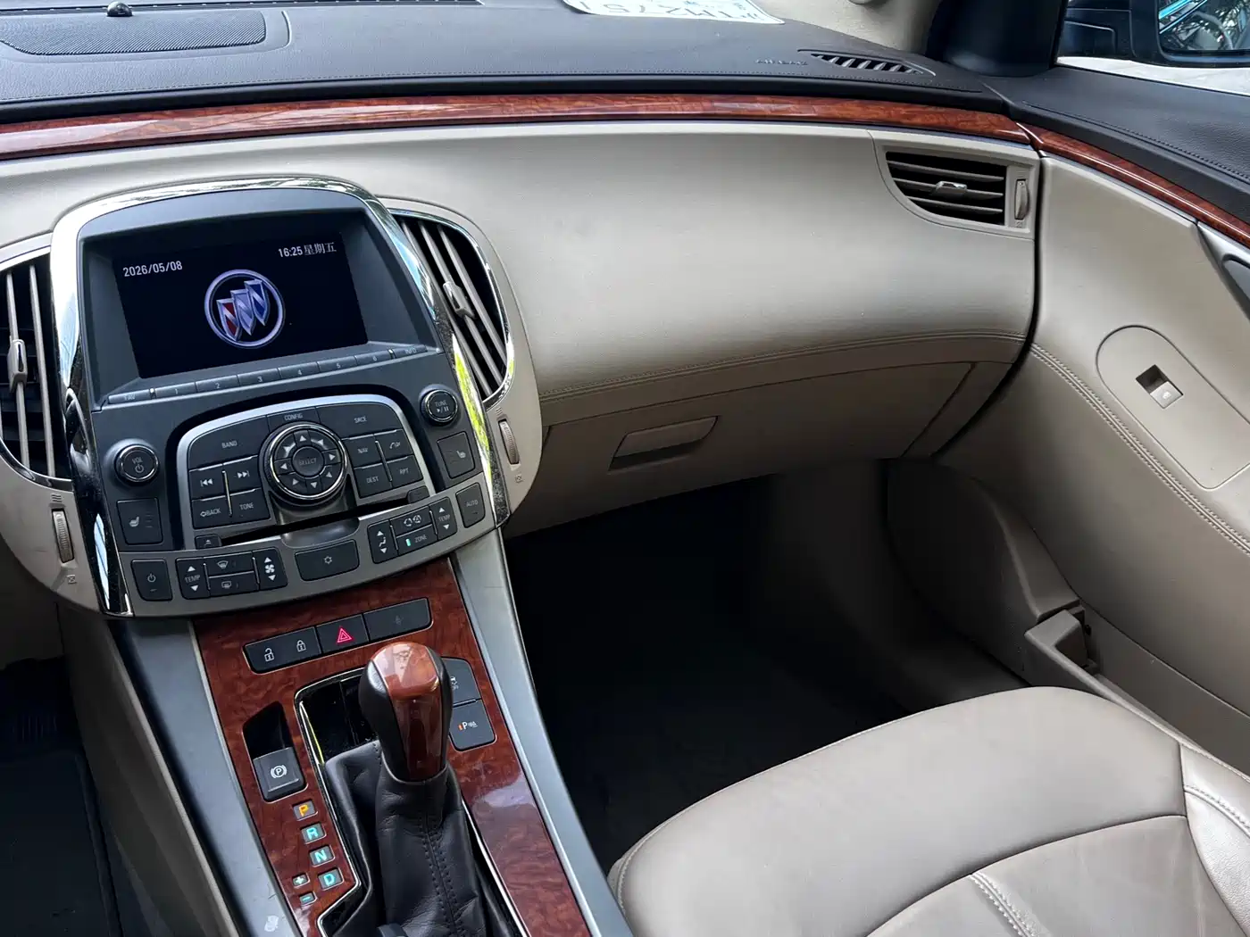 Buick LaCrosse 2011 2.4L SIDI Premium Edition фото 12